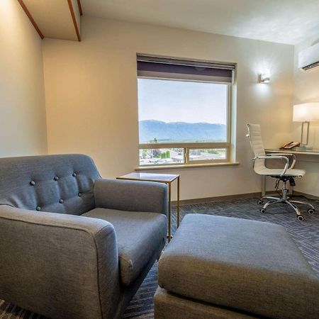 Quality Inn Sunshine Suites 테라스 외부 사진