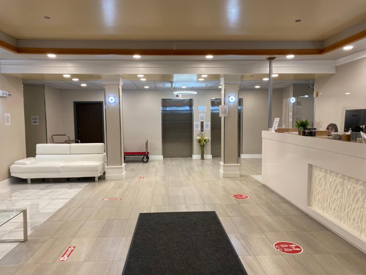 Quality Inn Sunshine Suites 테라스 외부 사진
