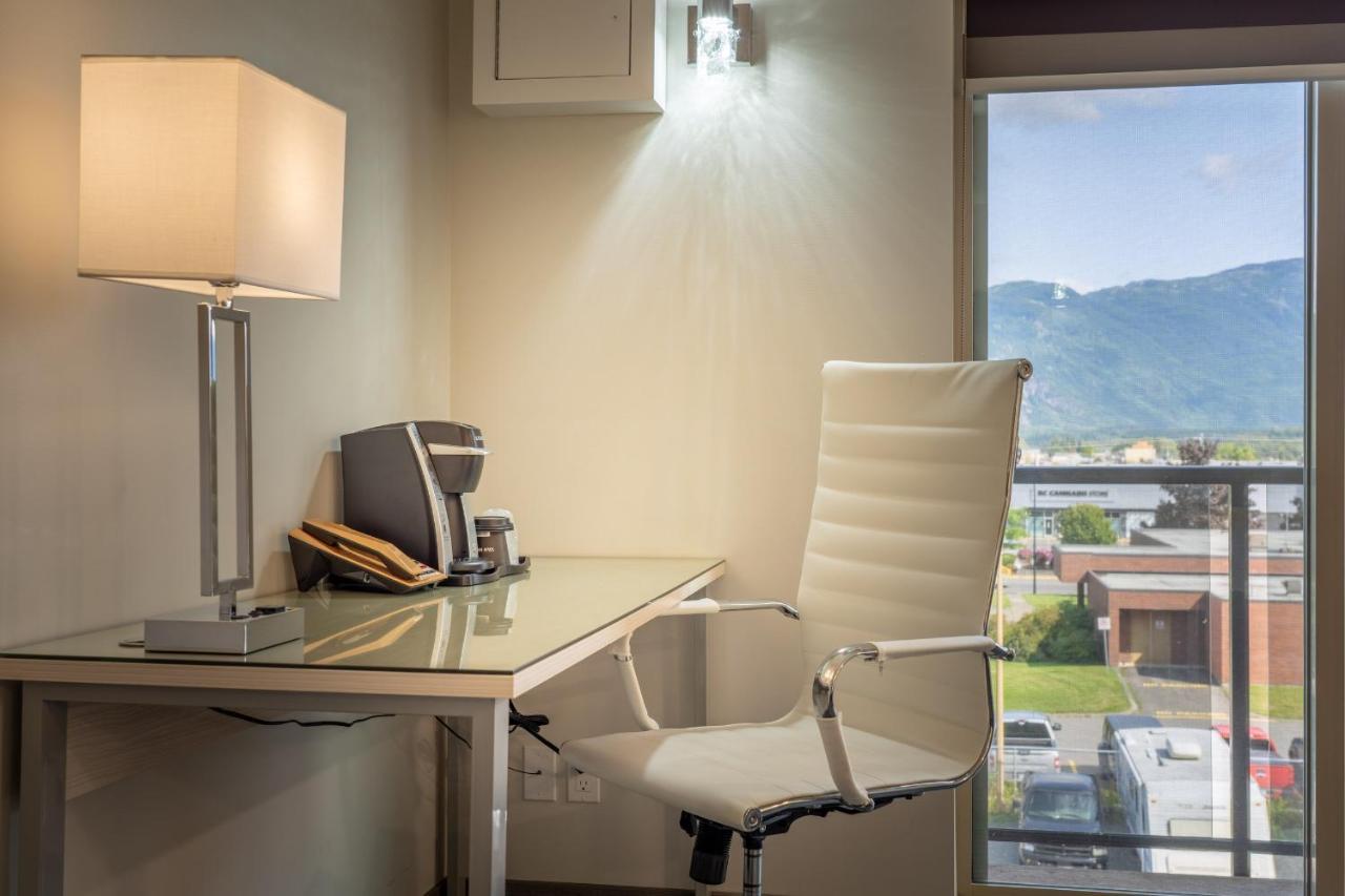 Quality Inn Sunshine Suites 테라스 외부 사진