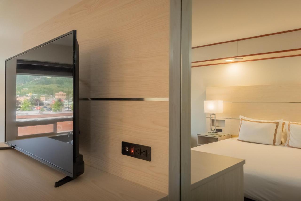 Quality Inn Sunshine Suites 테라스 외부 사진