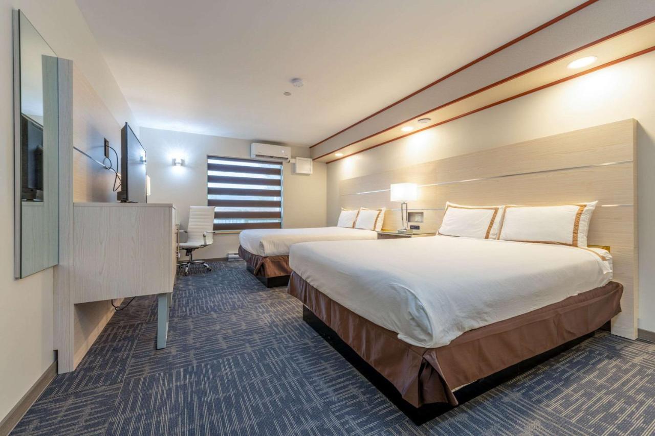 Quality Inn Sunshine Suites 테라스 외부 사진